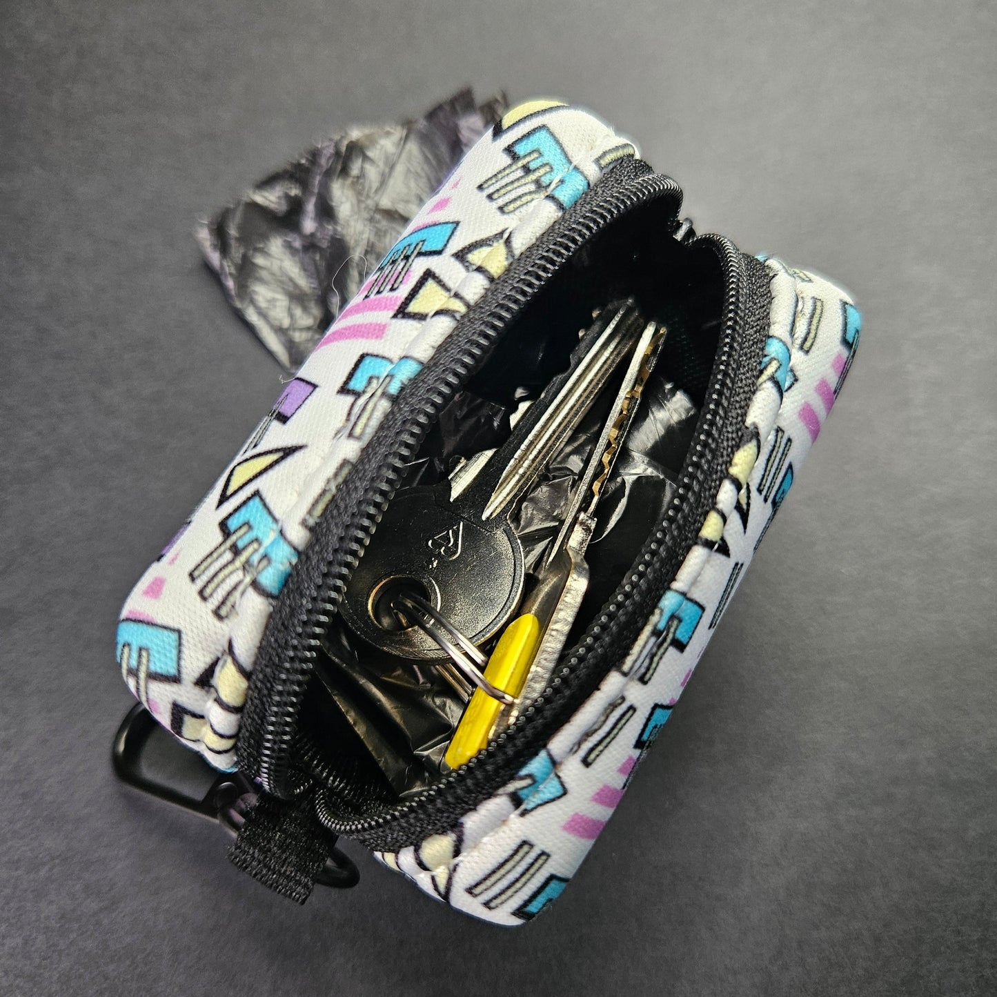 Simply Retro | Poop Bag Holder