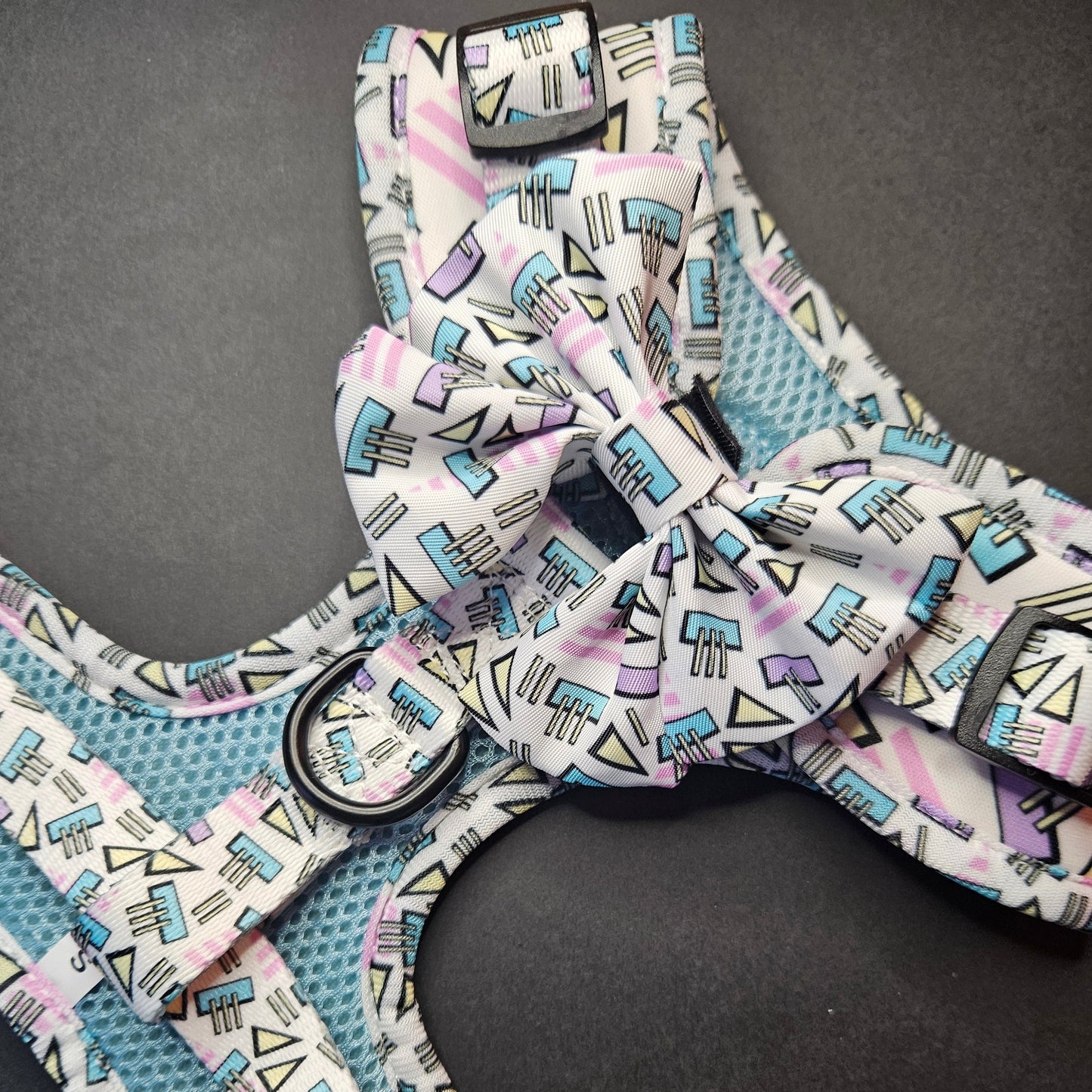 Simply Retro | Harness